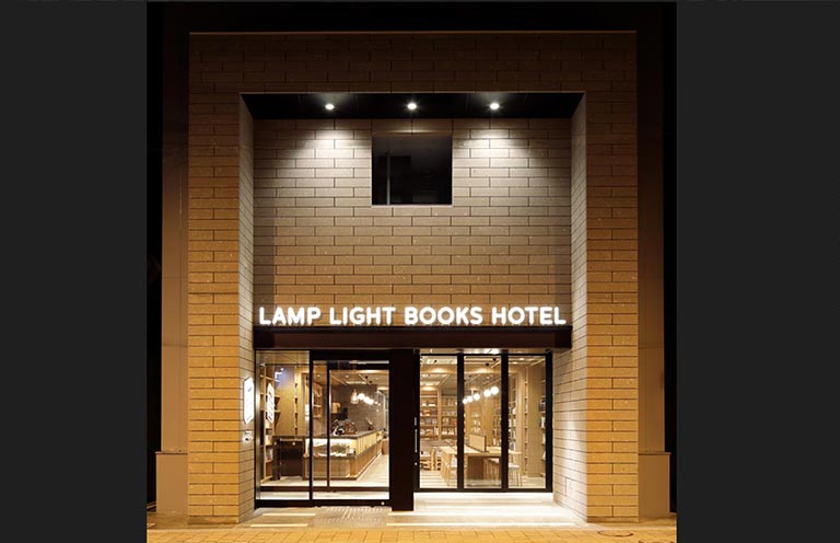 lamplightbookshotel